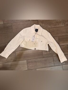 Zara Off-White Cropped Denim Jacket - Women's